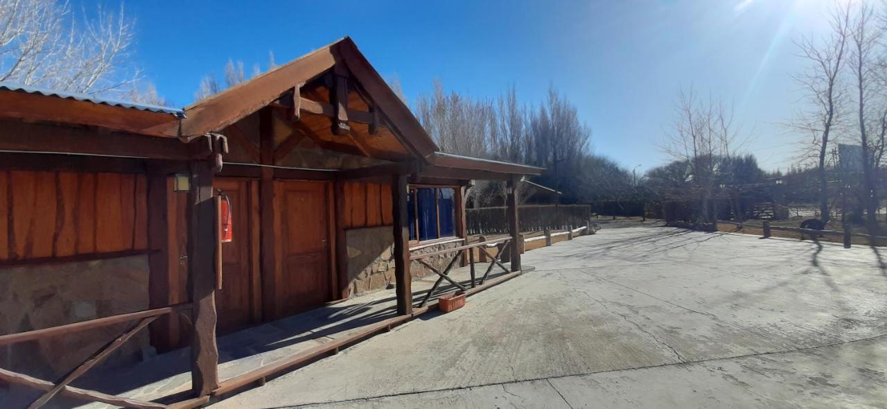 Hosteria & Cabanas Rio Fenix Perito Moreno Exteriör bild